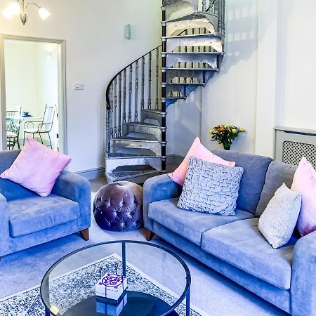 The Vines - Stunning Period Home With Free Parking York Kültér fotó