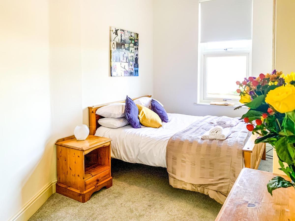 The Vines - Stunning Period Home With Free Parking York Kültér fotó