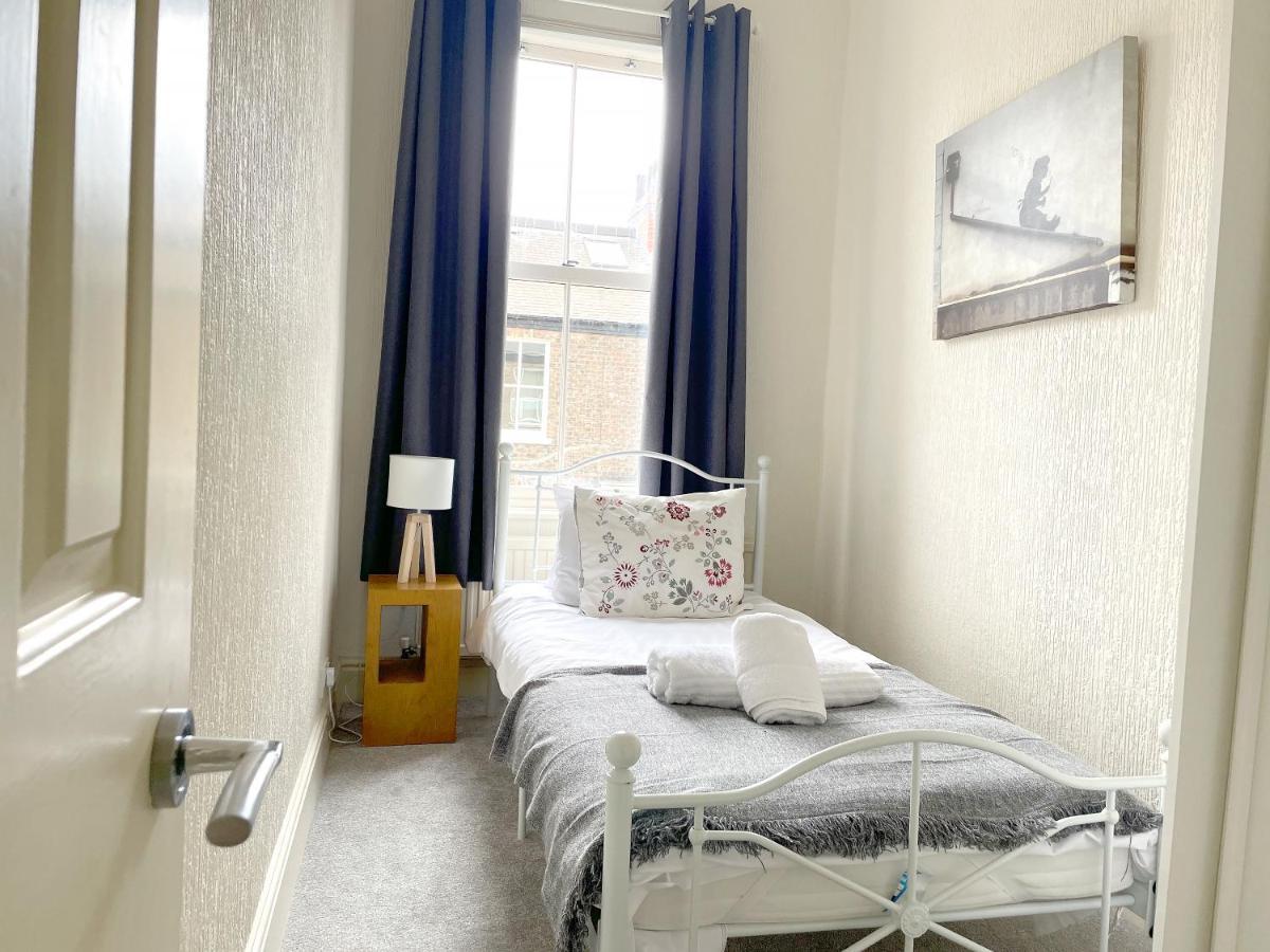 The Vines - Stunning Period Home With Free Parking York Kültér fotó