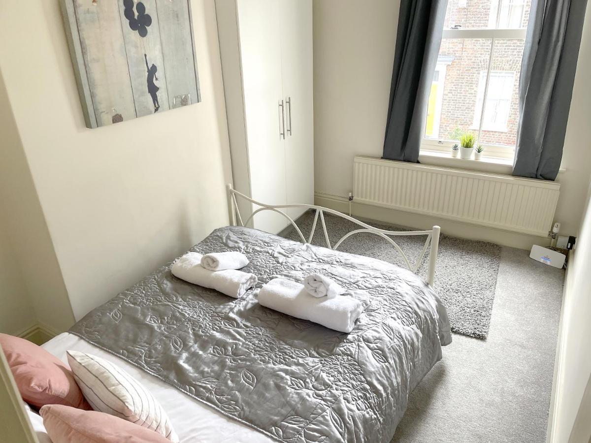 The Vines - Stunning Period Home With Free Parking York Kültér fotó